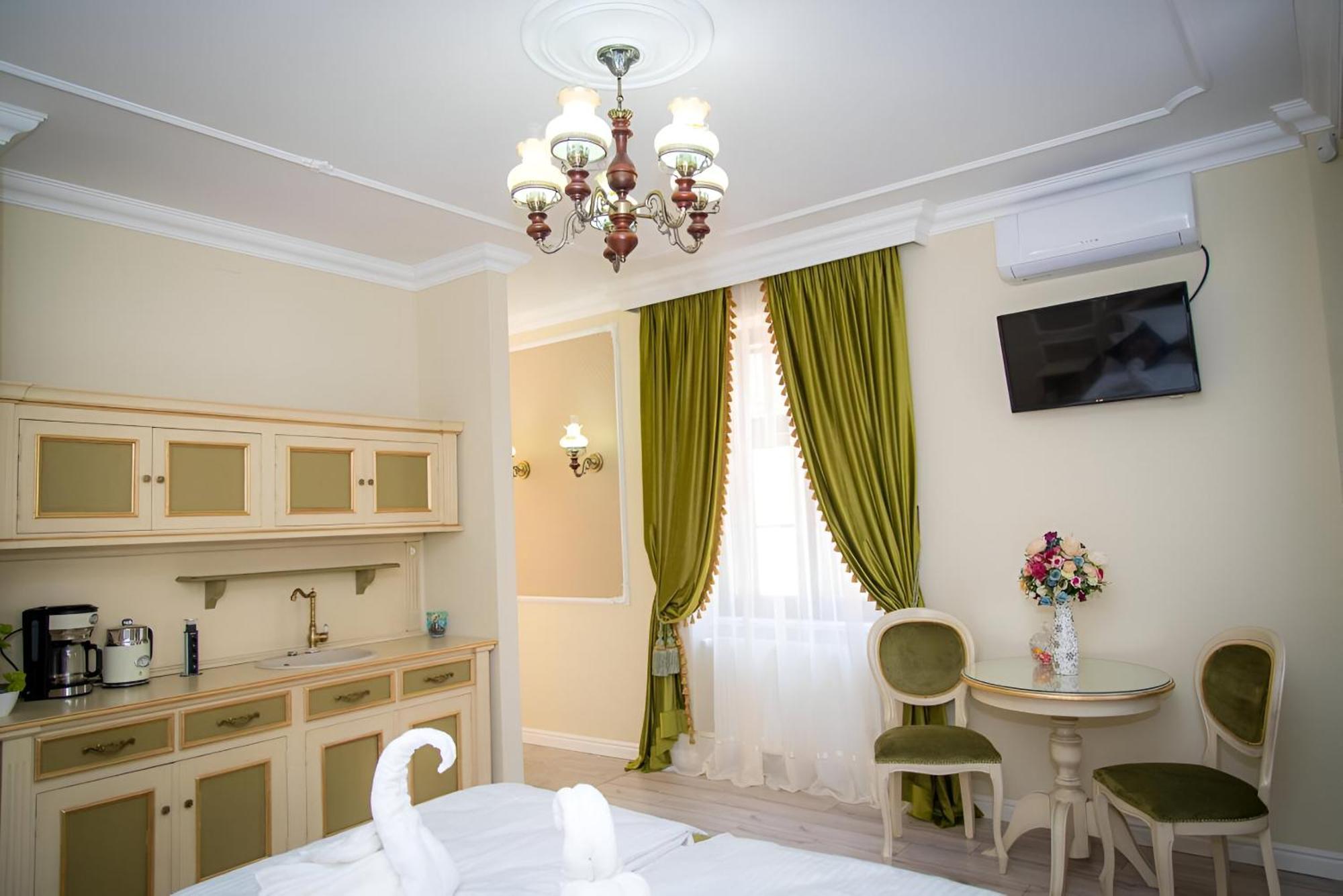 אפרטהוטל Cochet House סיביו מראה חיצוני תמונה